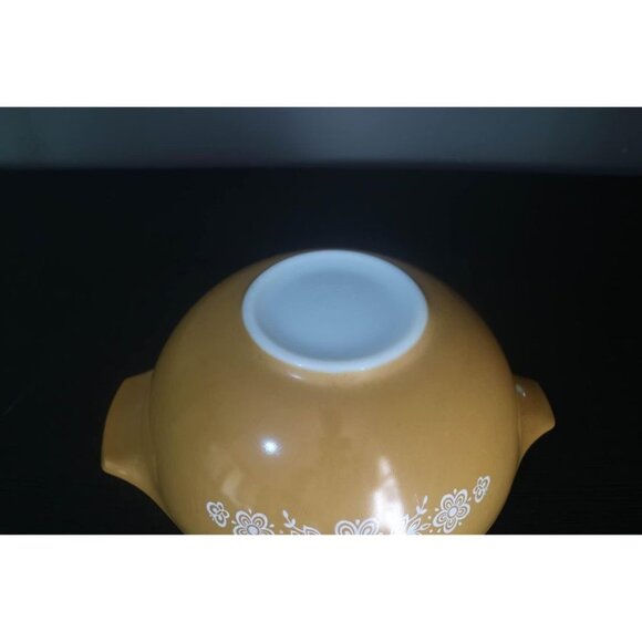 Vintage Pyrex Set of 2 #443 #444 Cinderella Mixing Bowls - Picture 4 of 9